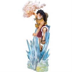 FIGURA FIGUARTS ZERO MONKEY D. LUFFY BROTHER BOND ONE PIECE 14,5CM