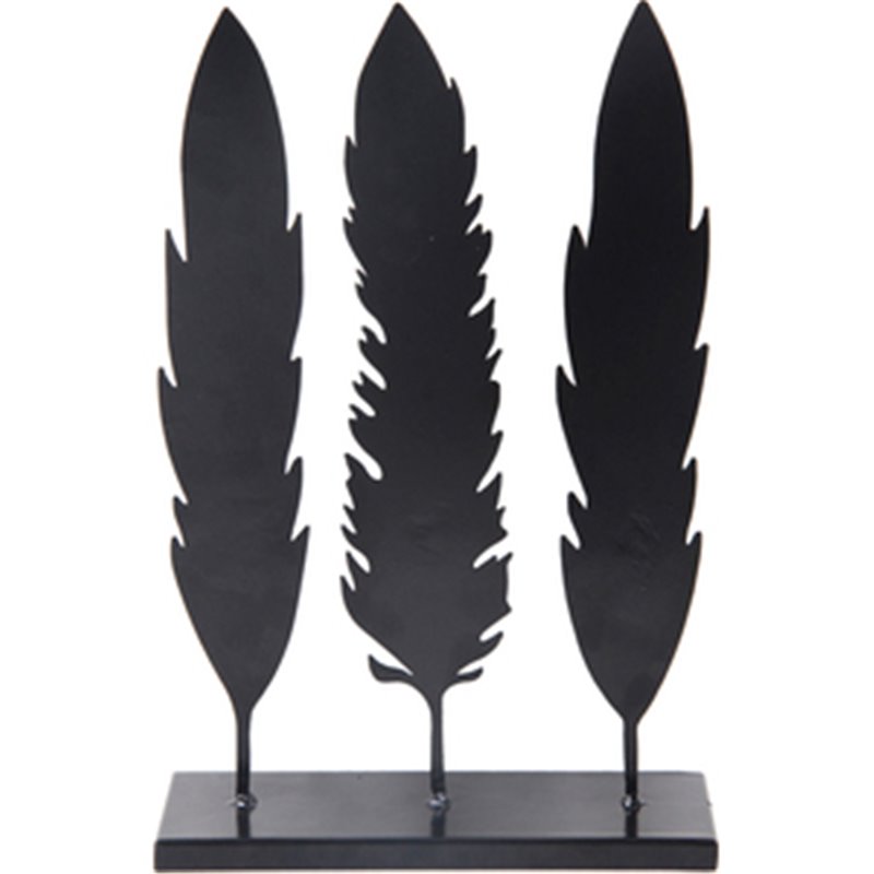 FIGURA PLUMA HIERRO