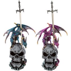 FIGURA DRAGON LEYENDA OSCURA SEÑOR DE ESPADA Y CALAVERA 20CM SURTIDO