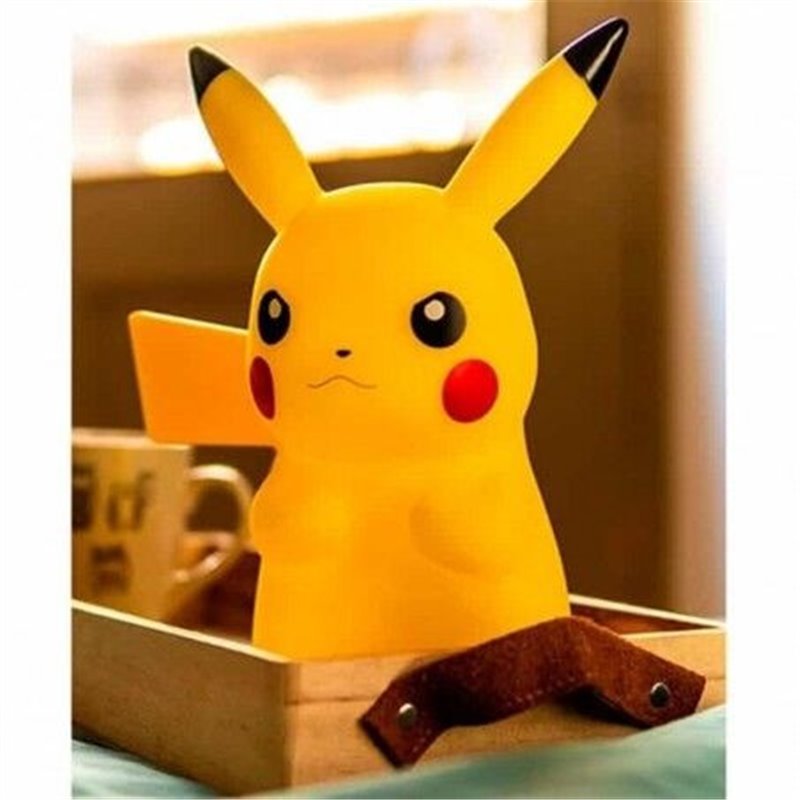 LÁMPARA FIGURA PIKACHU GRUÑÓN 25 CM TEKNOFUN 811372